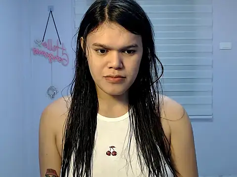 Snapshot of Miss_Ivanawolf chatting on May 19, 12:11 pm Miss Ivanawolf online show from May 19, 12:11 pm