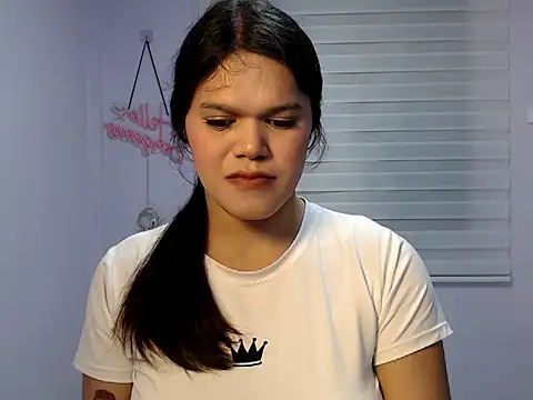Snapshot of Miss_Ivanawolf chatting on May 22, 4:01 pm Miss Ivanawolf online show from May 22, 4:01 pm