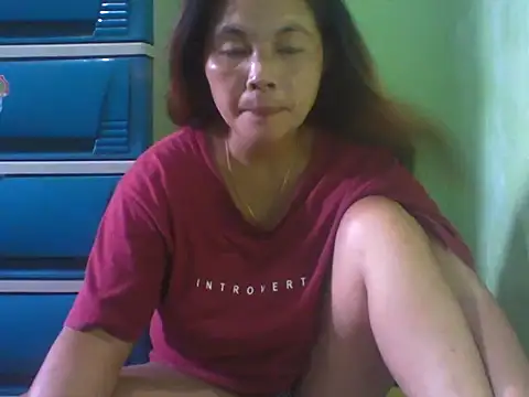 Snapshot of big_tits24 chatting on October 24, 6:54 am big tits24 online show from October 24, 6:54 am