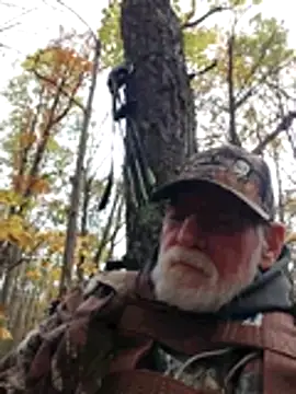 Snapshot of CDforU chatting on October 25, 7:41 pm CDforU online show from October 25, 7:41 pm