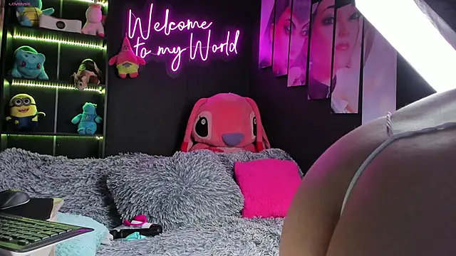 Emilyjhonson 01 online show from January 31, 2:28 pm