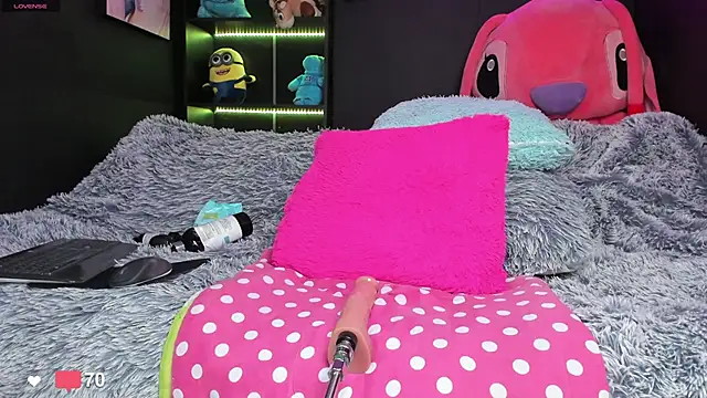 Emilyjhonson 01 online show from January 31, 6:14 pm