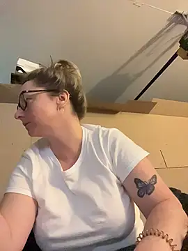Vivian MayXxX online show from July 12, 8:11 pm