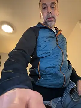 Wolfeman74 online show from May 2, 12:15 am