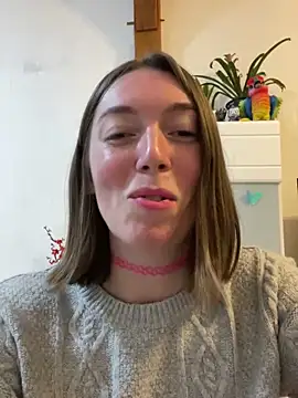 Snapshot of Daisy_Michto_Officiel chatting on January 23, 3:05 am Daisy Michto Officiel online show from January 23, 3:05 am