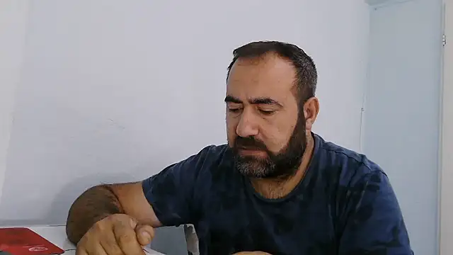 Snapshot of ZYXEL353 chatting on November 25, 1:00 pm ZYXEL353 online show from November 25, 1:00 pm