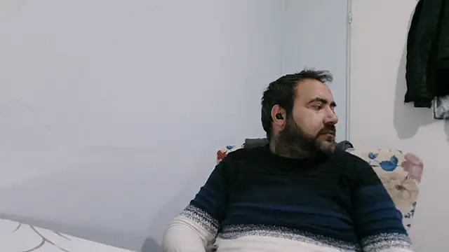 Snapshot of ZYXEL353 chatting on February 24, 8:29 pm ZYXEL353 online show from February 24, 8:29 pm