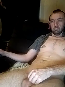 Snapshot of ShadowyTube chatting on December 18, 3:56 am ShadowyTube online show from December 18, 3:56 am