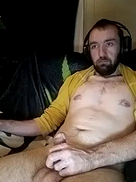 Snapshot of ShadowyTube chatting on January 7, 4:37 am ShadowyTube online show from January 7, 4:37 am