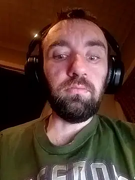 Snapshot of ShadowyTube chatting on January 13, 7:02 am ShadowyTube online show from January 13, 7:02 am