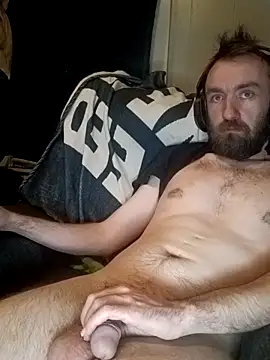 Snapshot of ShadowyTube chatting on February 15, 5:15 am ShadowyTube online show from February 15, 5:15 am