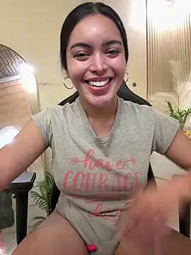 HotstuffCherrySummer online show from February 3, 9:47 am