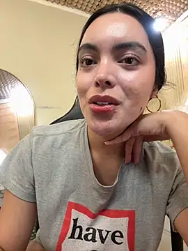 HotstuffCherrySummer online show from March 17, 1:14 pm