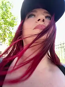 Snapshot of Alexsia_riley chatting on May 13, 10:23 am Alexsia riley online show from May 13, 10:23 am