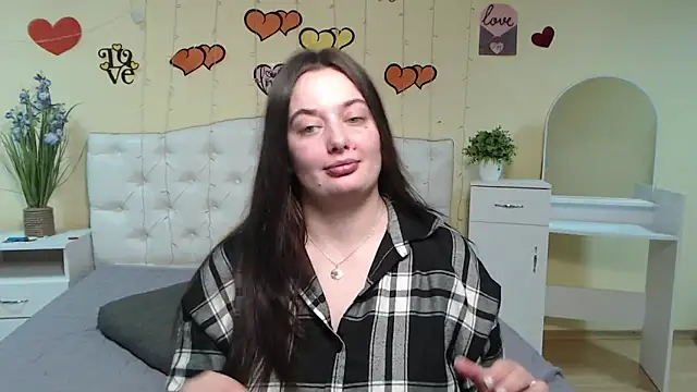 MilanaPrice online show from March 11, 6:30 pm