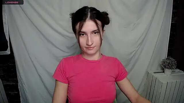 Snapshot of MaryEm976 chatting on January 27, 7:03 am MaryEm976 online show from January 27, 7:03 am