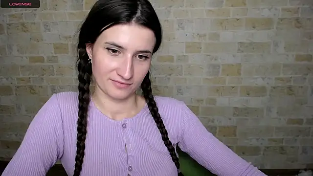 Snapshot of MaryEm976 chatting on February 10, 11:46 am MaryEm976 online show from February 10, 11:46 am