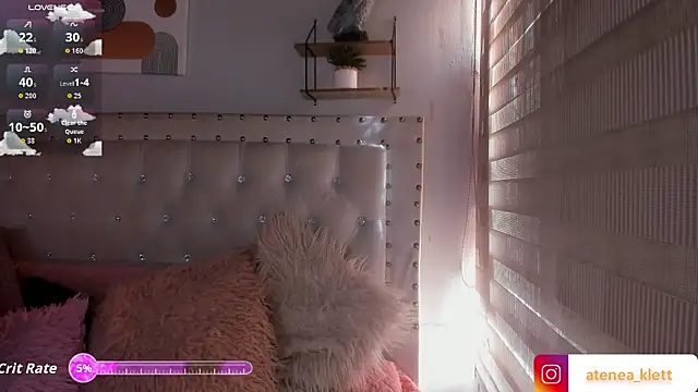 Atenea Klett  online show from July 18, 1:59 pm