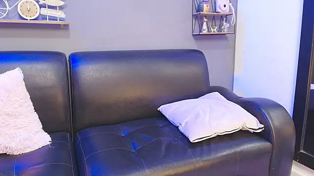 Snapshot of kateadams1 chatting on March 7, 8:11 pm kateadams1 online show from March 7, 8:11 pm