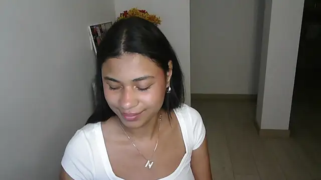 dark enchantress  online show from January 16, 2:19 am