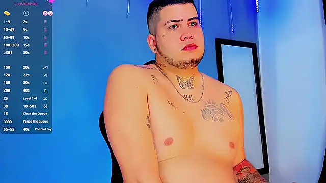 Snapshot of Thomas_chubbyxhot chatting on December 27, 2:14 am Thomas chubbyxhot online show from December 27, 2:14 am