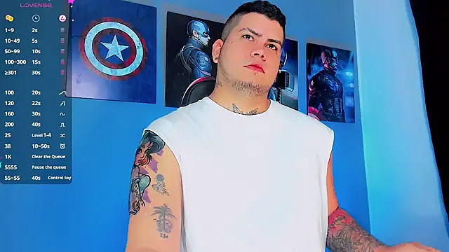 Snapshot of Thomas_chubbyxhot chatting on January 19, 9:33 am Thomas chubbyxhot online show from January 19, 9:33 am