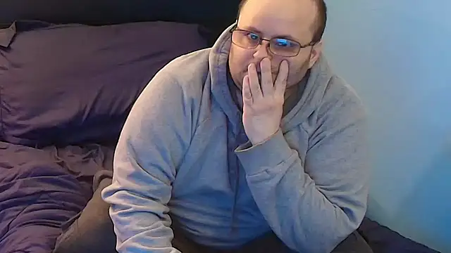 Snapshot of lefty15242 chatting on March 16, 10:55 am lefty15242 online show from March 16, 10:55 am