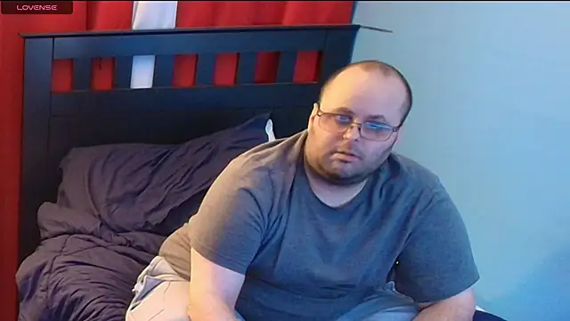 Snapshot of lefty15242 chatting on November 25, 5:40 am lefty15242 online show from November 25, 5:40 am