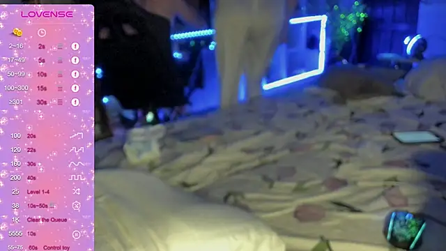 92yourbitch922 online show from June 8, 8:31 pm