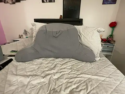 AngelSinz69 online show from March 1, 1:53 am