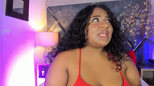 Snapshot of DannaFalco25 chatting on February 1, 6:29 pm DannaFalco25 online show from February 1, 6:29 pm