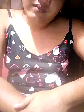 Snapshot of Sexiest_quen chatting on November 2, 4:09 pm Sexiest quen online show from November 2, 4:09 pm