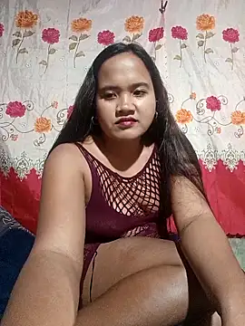 Snapshot of Sexiest_quen chatting on February 18, 3:41 pm Sexiest quen online show from February 18, 3:41 pm