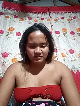 Snapshot of Sexiest_quen chatting on February 19, 3:41 pm Sexiest quen online show from February 19, 3:41 pm