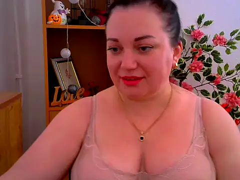 AmanaGi online show from January 12, 4:45 pm