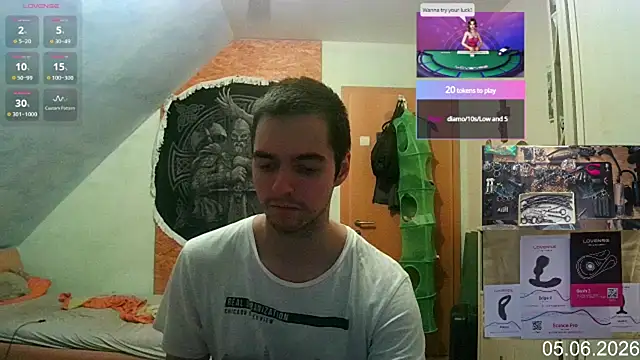 Snapshot of Chris23547 chatting on June 5, 12:55 pm Chris23547 online show from June 5, 12:55 pm