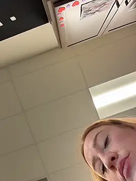 cinnatitties online show from November 3, 5:47 pm