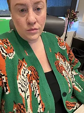 cinnatitties online show from March 17, 3:26 pm