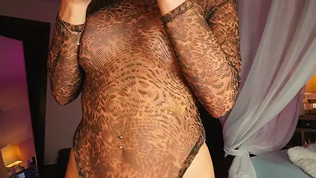 Snapshot of Katyerave chatting on October 29, 8:54 pm Katyerave online show from October 29, 8:54 pm