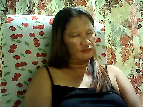 hott scarlett online show from April 2, 12:03 pm