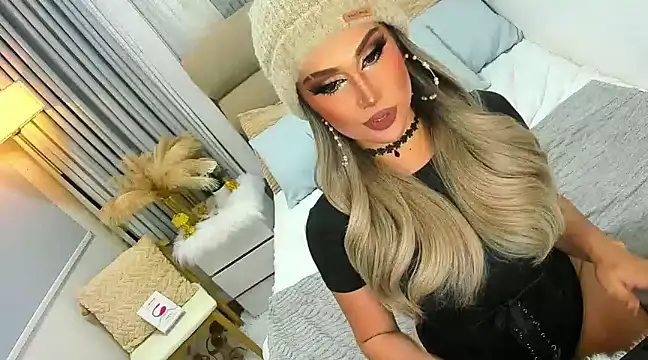 Snapshot of yourbabygoddess chatting on January 10, 1:32 am yourbabygoddess online show from January 10, 1:32 am