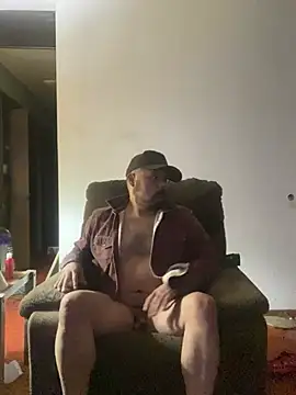 Snapshot of LumberJockMan chatting on March 20, 8:20 am LumberJockMan online show from March 20, 8:20 am