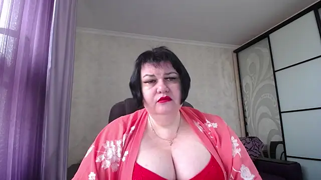JuicyLady Di online show from March 20, 5:56 am
