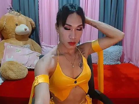 Snapshot of xxSexyBitch69xx chatting on March 22, 8:29 am xxSexyBitch69xx online show from March 22, 8:29 am