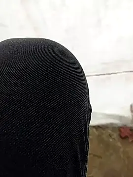 Snapshot of K-27 chatting on November 3, 3:24 pm K-27 online show from November 3, 3:24 pm