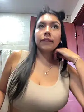 Abby-Sophia online show from January 10, 7:43 pm