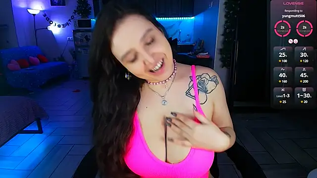 NicoleFancy online show from January 4, 11:59 pm