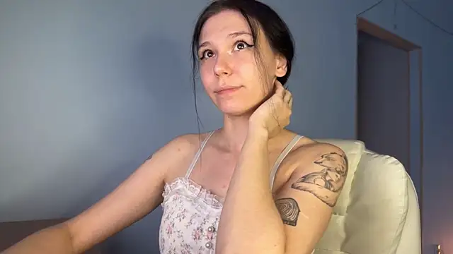 pinkdolly18 online show from June 16, 3:14 pm