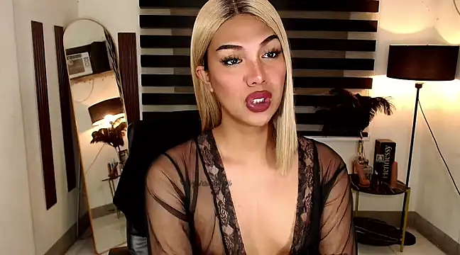 SarahAmber online show from February 26, 4:14 am