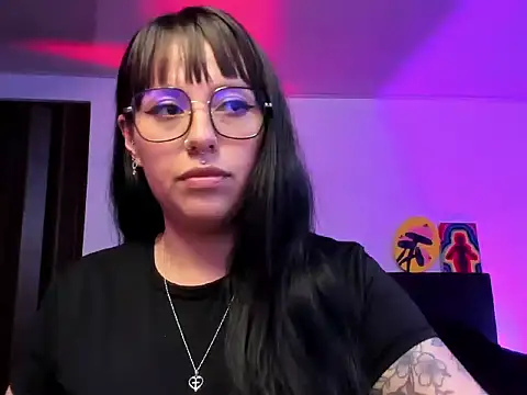 Snapshot of lia_minami chatting on March 6, 3:47 am lia minami online show from March 6, 3:47 am